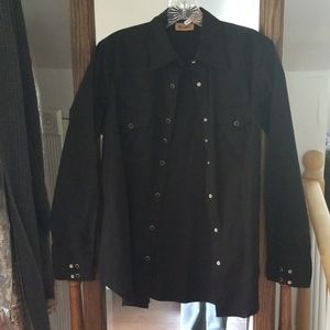 Long button sleeve shirt